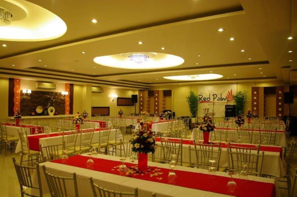 The Red Palm Suites And Restaurant Butuan City المظهر الخارجي الصورة