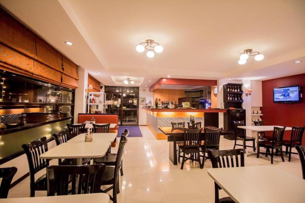 The Red Palm Suites And Restaurant Butuan City المظهر الخارجي الصورة