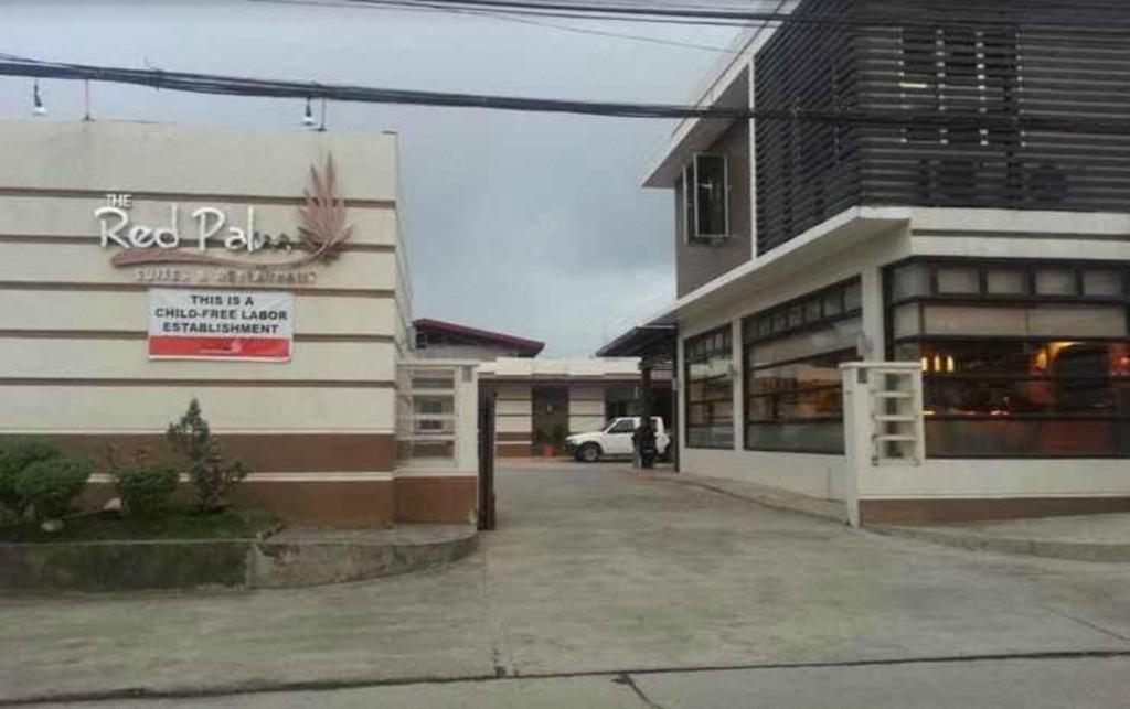 The Red Palm Suites And Restaurant Butuan City المظهر الخارجي الصورة
