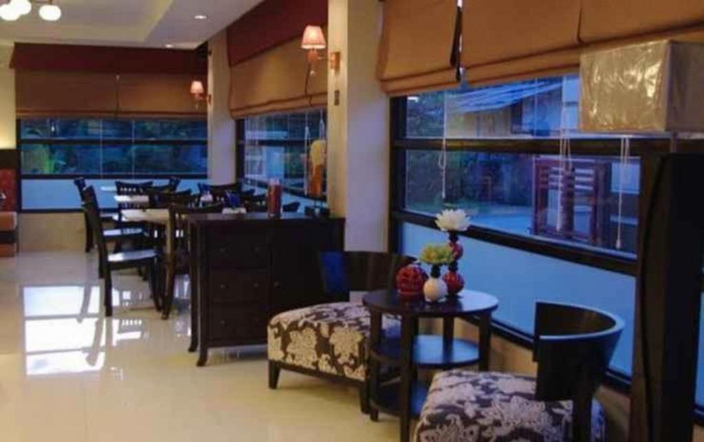 The Red Palm Suites And Restaurant Butuan City المظهر الخارجي الصورة